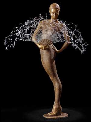 Springbrunnen Flamenco aus Bronze von Malgorzata Chodakowska